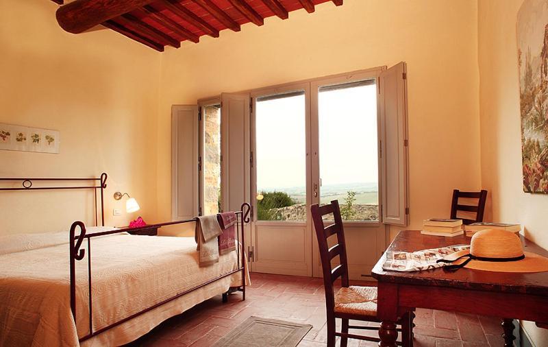 Agriturismo Podere La Casa Montalcino Exteriör bild